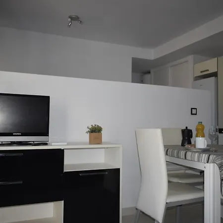 Anacasa Estudio Castillo Es1105 * 데니아