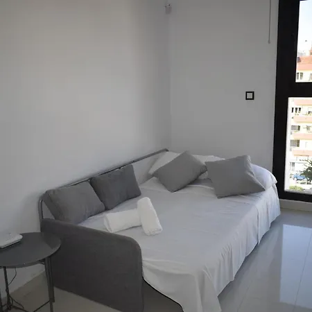 아파트 Anacasa Estudio Castillo Es1105 *